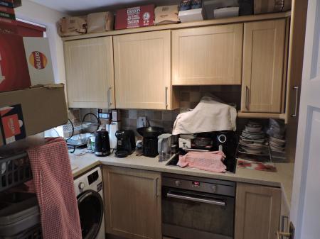 2 bedroom Ground floor maisonette for sale in Sherebrooke Road, Nottingham, NG5