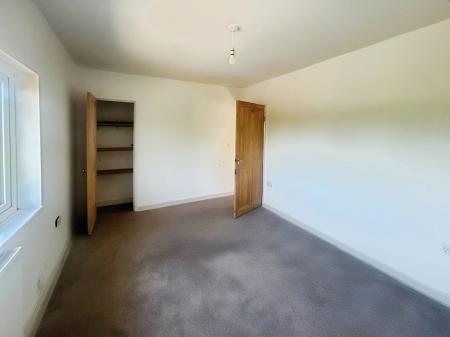 4 bedroom Semi-detached house to let in Valley Road, Sherwood, Nottingham, NG5