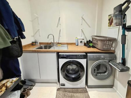 3 bedroom Detached house to let in Spring Lane, Flintham, Newark-on-Trent, NG23