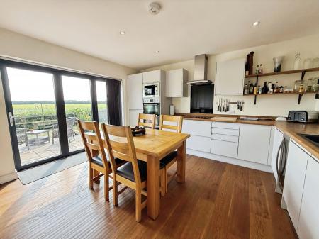 3 bedroom Detached house to let in Spring Lane, Flintham, Newark-on-Trent, NG23