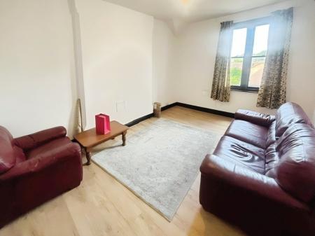 1 bedroom Flat to let in Zulla Road, Nottingham, Carrington, NG3