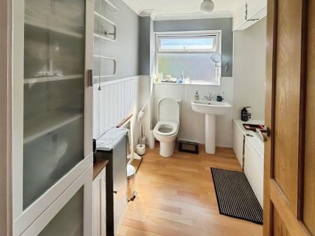 2 bedroom Flat to let in Wyndham Mews, Sherwood, Nottingham, NG3