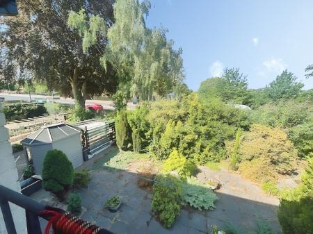 2 bedroom Flat to let in Wyndham Mews, Sherwood, Nottingham, NG3