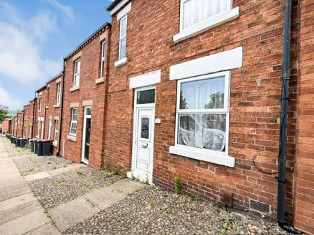 2 bedroom Flat for sale in Wellington Street, Nottingham, Eastwood, NG16