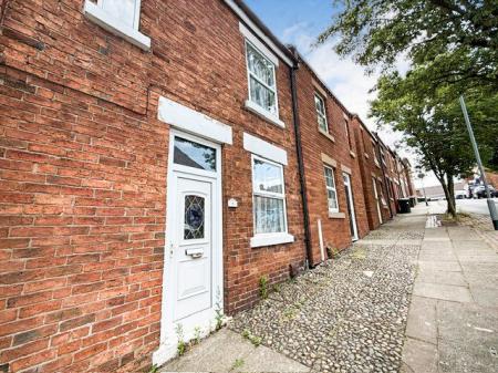2 bedroom Flat for sale in Wellington Street, Nottingham, Eastwood, NG16