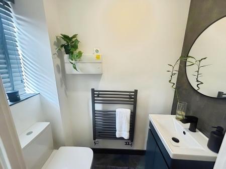 4 bedroom Semi-detached house for sale in Magenta Way, Burton Joyce, NG14