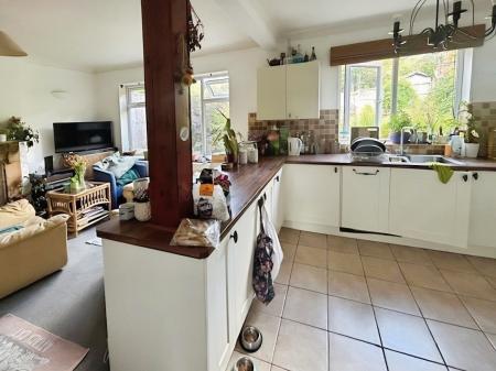 3 bedroom Semi-detached house for sale in Cavendish Avenue, Nottinghamshire, Sherwood Nottingham, NG5