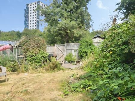 3 bedroom Semi-detached house for sale in Cavendish Avenue, Nottinghamshire, Sherwood Nottingham, NG5