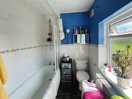 3 bedroom Semi-detached house for sale in Cavendish Avenue, Nottinghamshire, Sherwood Nottingham, NG5