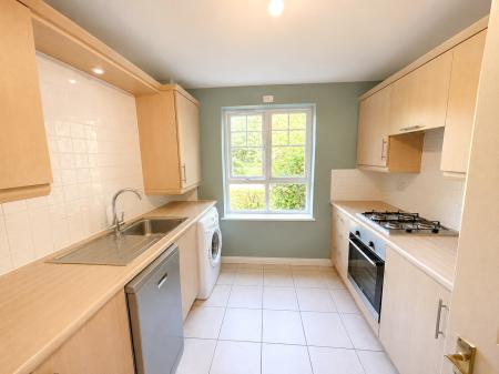 2 bedroom Flat for sale in Sheridan Way, Sherwood Nottingham, NG5