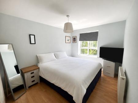 2 bedroom Flat for sale in Sheridan Way, Sherwood Nottingham, NG5