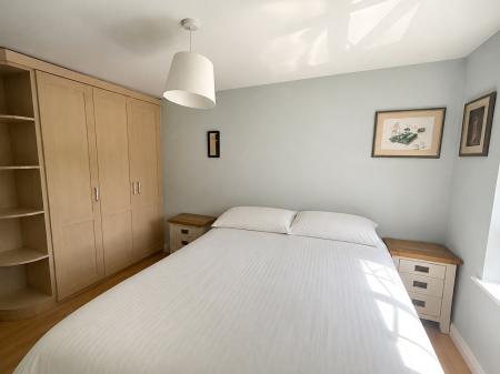 2 bedroom Flat for sale in Sheridan Way, Sherwood Nottingham, NG5