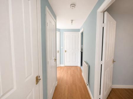2 bedroom Flat for sale in Sheridan Way, Sherwood Nottingham, NG5