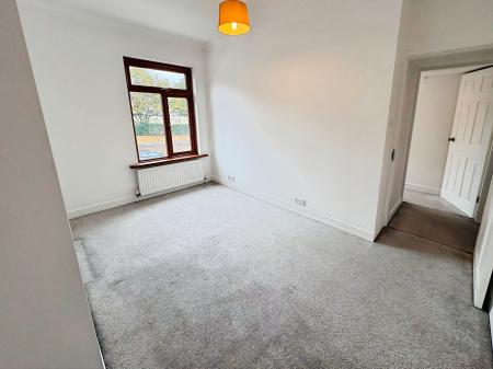 3 bedroom Terraced House to let in Littleworth, Forest Town, Mansfield, NG18