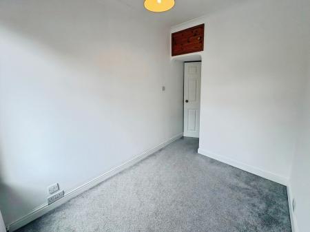 3 bedroom Terraced House to let in Littleworth, Forest Town, Mansfield, NG18