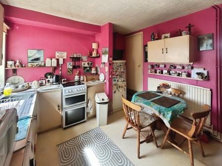 2 bedroom Terraced House for sale in Acton Avenue, Basford, Nottingham, NG6