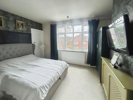 3 bedroom Semi-detached house for sale in Prospect Road, Carlton, Nottingham, NG4