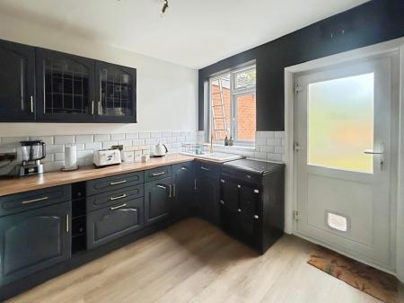 3 bedroom Semi-detached house for sale in Prospect Road, Carlton, Nottingham, NG4