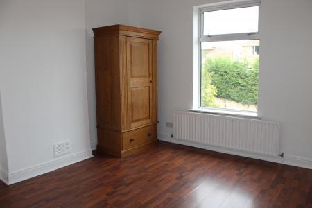 3 bedroom Detached house to let in Carlton Hill, Carlton, Nottingham, NG4