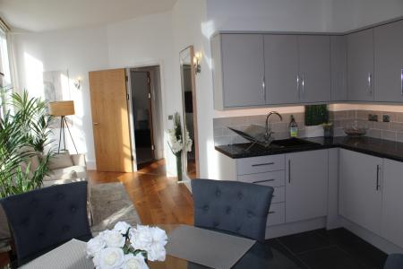 1 bedroom Apartment to let in South Parade, Nottingham, NG1