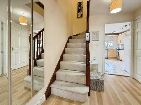 3 bedroom Town house for sale in Mountbatten Way, Chilwell, NG9
