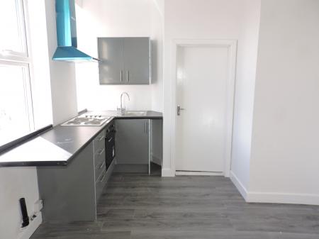 1 bedroom Studio flat to let in Main Street, Bulwell, Nottingham, NG6