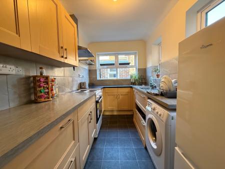 3 bedroom Town house to let in Cromwell Street, Radford Nottingham, NG7