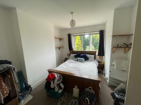 3 bedroom Semi-detached house to let in Glamis Road, Basford, Nottingham, NG5
