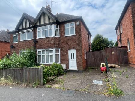 3 bedroom Semi-detached house to let in Glamis Road, Basford, Nottingham, NG5