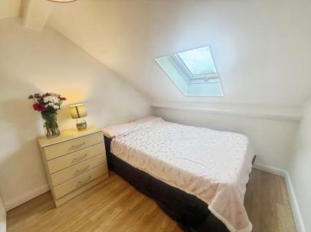 4 bedroom Detached house for sale in Poplar Avenue, Nottinghamshire, Sherwood Nottingham, NG5