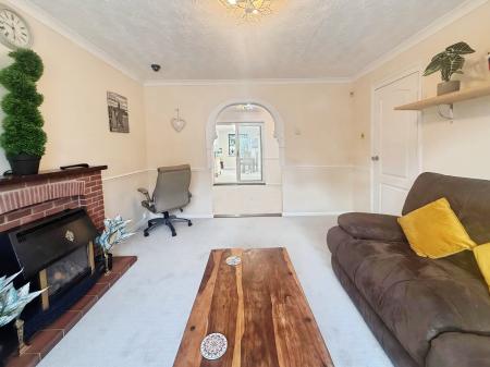4 bedroom Detached house for sale in Poplar Avenue, Nottinghamshire, Sherwood Nottingham, NG5