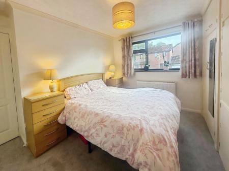 4 bedroom Detached house for sale in Poplar Avenue, Nottinghamshire, Sherwood Nottingham, NG5