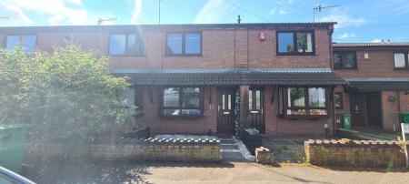 2 bedroom Town house to let in Crest View, Sherwood, Nottingham, NG5