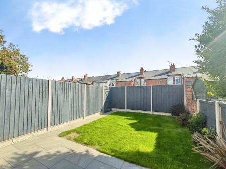 4 bedroom Terraced House for sale in Ashwell Street, Nottingham, Netherfield, NG4