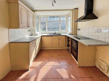 3 bedroom Semi-detached house for sale in Hood Street, Sherwood, Nottingham, NG5
