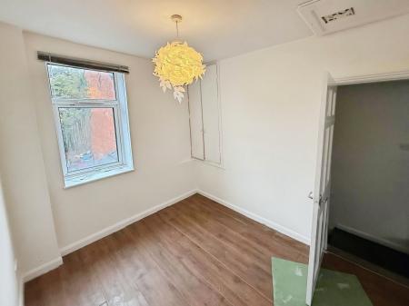2 bedroom Terraced House to let in Commercial Road, Bulwell, NG6