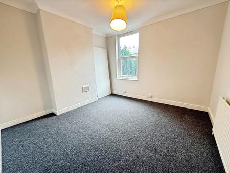 2 bedroom End of terrace house to let in Bradgate Road, Forest Fields, Nottingham, NG7