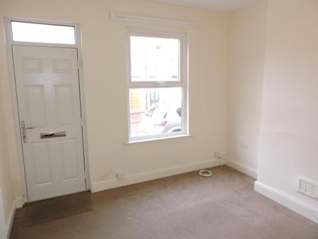 2 bedroom Terraced House to let in Liddington Street, New Basford, Nottingham, NG7