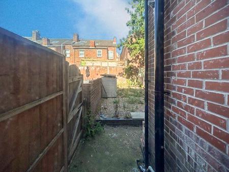 2 bedroom House share to let in Fisher Street, Nottingham, NG7