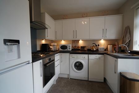 2 bedroom Bungalow for sale in Yarwell Close, Nottingham, NG3