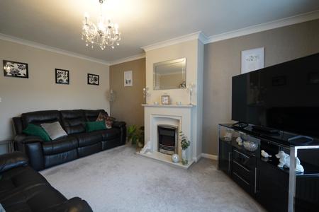 2 bedroom Bungalow for sale in Yarwell Close, Nottingham, NG3
