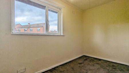 3 bedroom Terraced House for sale in Derwent Drive, Shaw, OL2