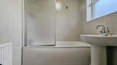3 bedroom Terraced House for sale in Derwent Drive, Shaw, OL2