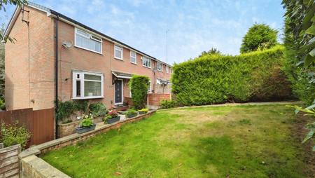3 bedroom Town house for sale in Larch Grove, Lees, Oldham, OL4