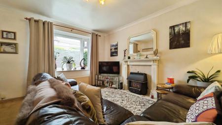 3 bedroom Town house for sale in Larch Grove, Lees, Oldham, OL4