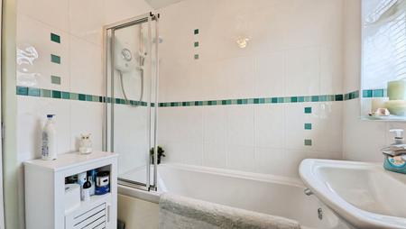 3 bedroom Town house for sale in Larch Grove, Lees, Oldham, OL4