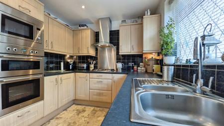 3 bedroom Town house for sale in Larch Grove, Lees, Oldham, OL4