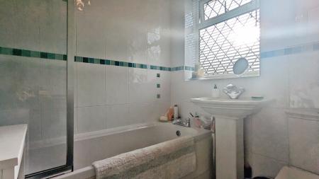 3 bedroom Town house for sale in Larch Grove, Lees, Oldham, OL4