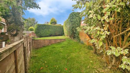 3 bedroom Town house for sale in Larch Grove, Lees, Oldham, OL4