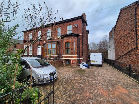 3 bedroom Semi-detached house for sale in Oak Bank Avenue, Blackley, Manchester, M9